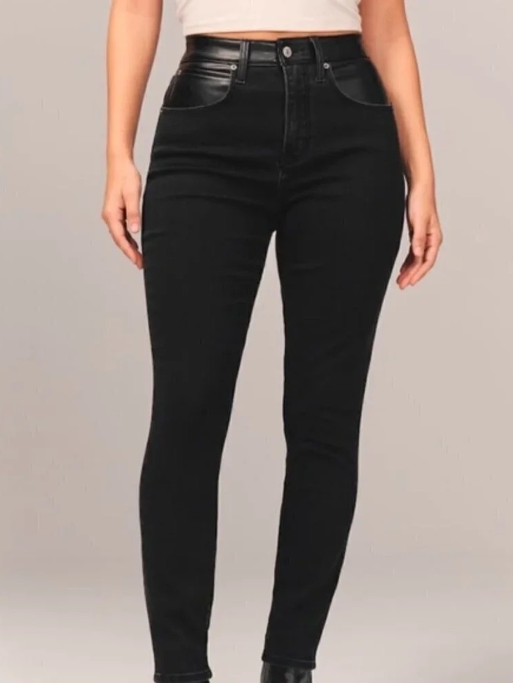 Abercrombie & Fitch The Super Skinny Ankle HR Jeans in Black Size 14 Regular